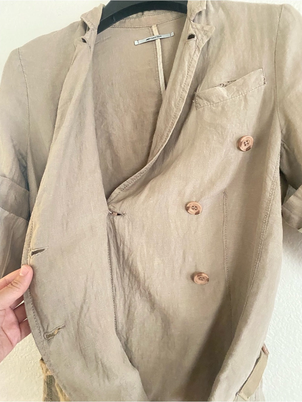 Women's 100% Linen Double-Breasted Lightweight Blazer in Taupe - Picture 4 of 11